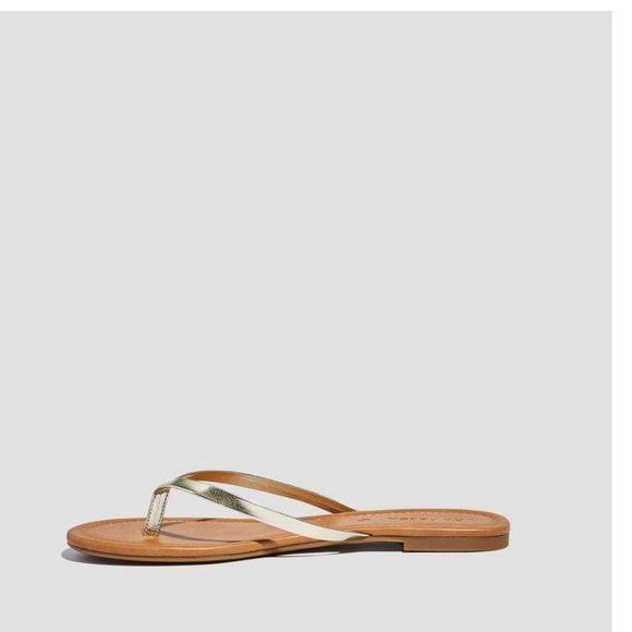 Joe Fresh Shoes Nwt Gold Joe Fresh Skinny Strap Flip Flops Sandal